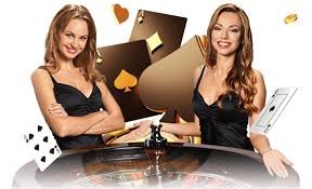 Live baccarat dealer table streamed in real time on the 80 ph platform for Filipino players